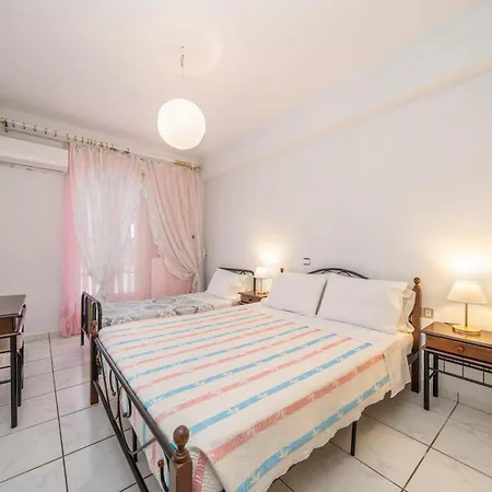 Dennis Ii First Floor Apartment
